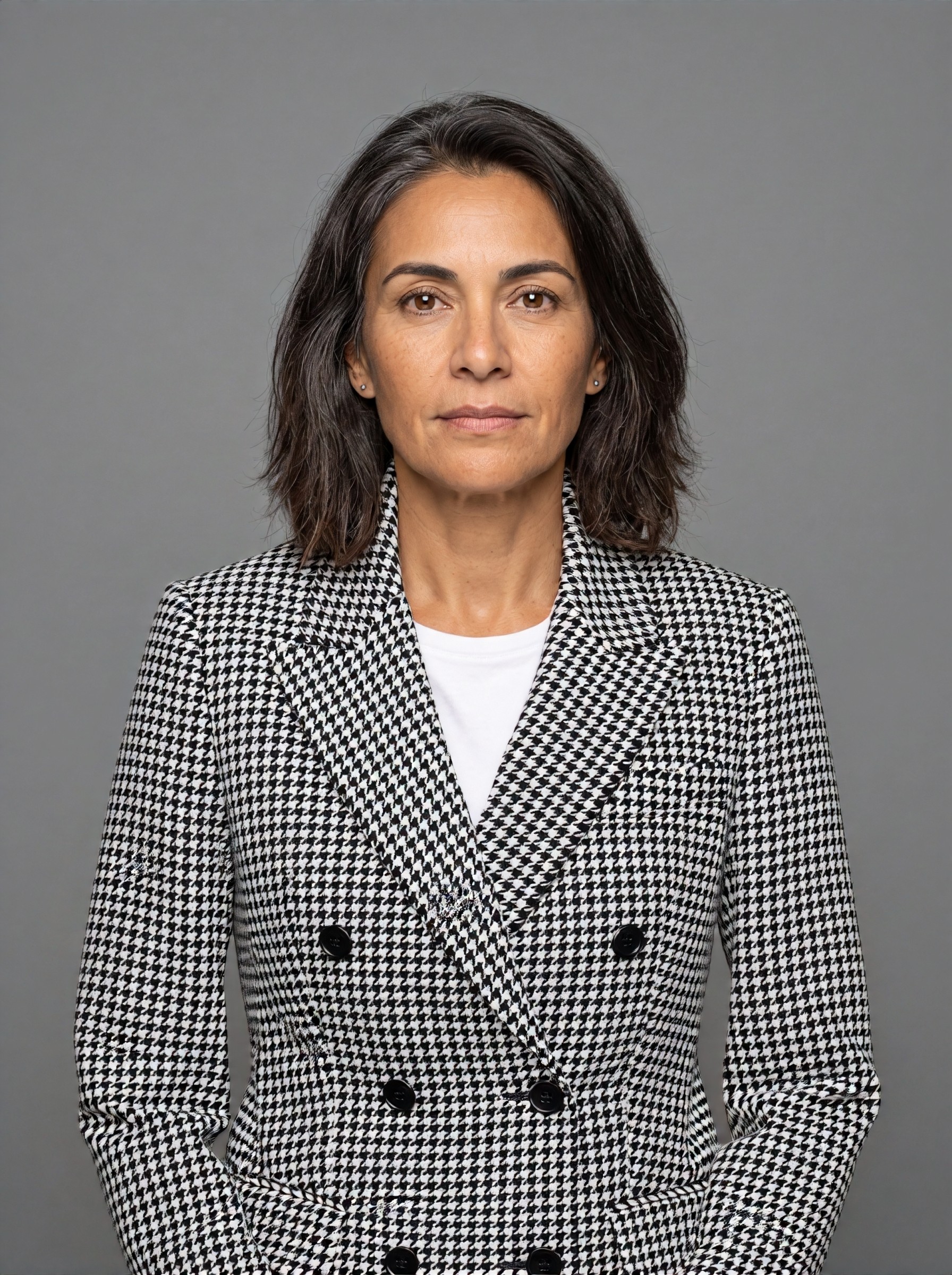 Houndstooth Blazer — try-on 4 of 8