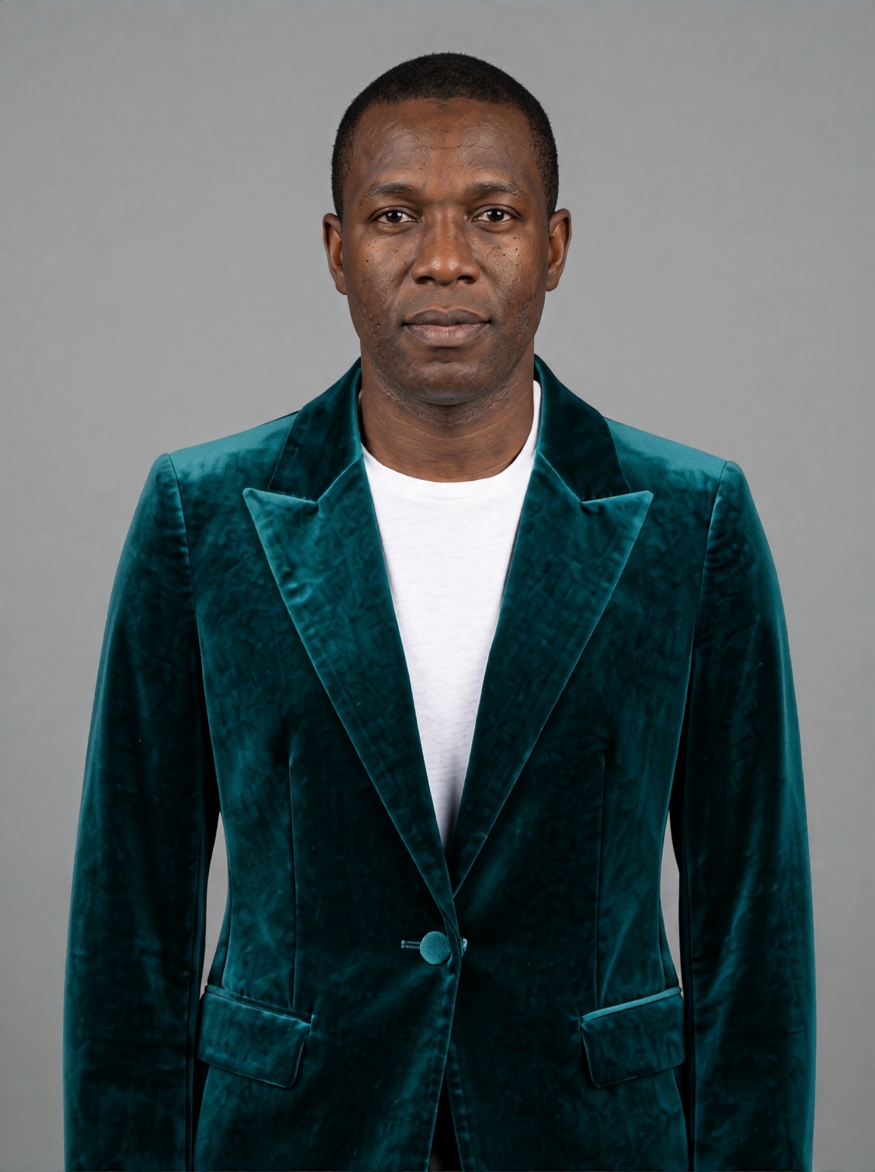 Green Velvet Blazer — try-on 6 of 8
